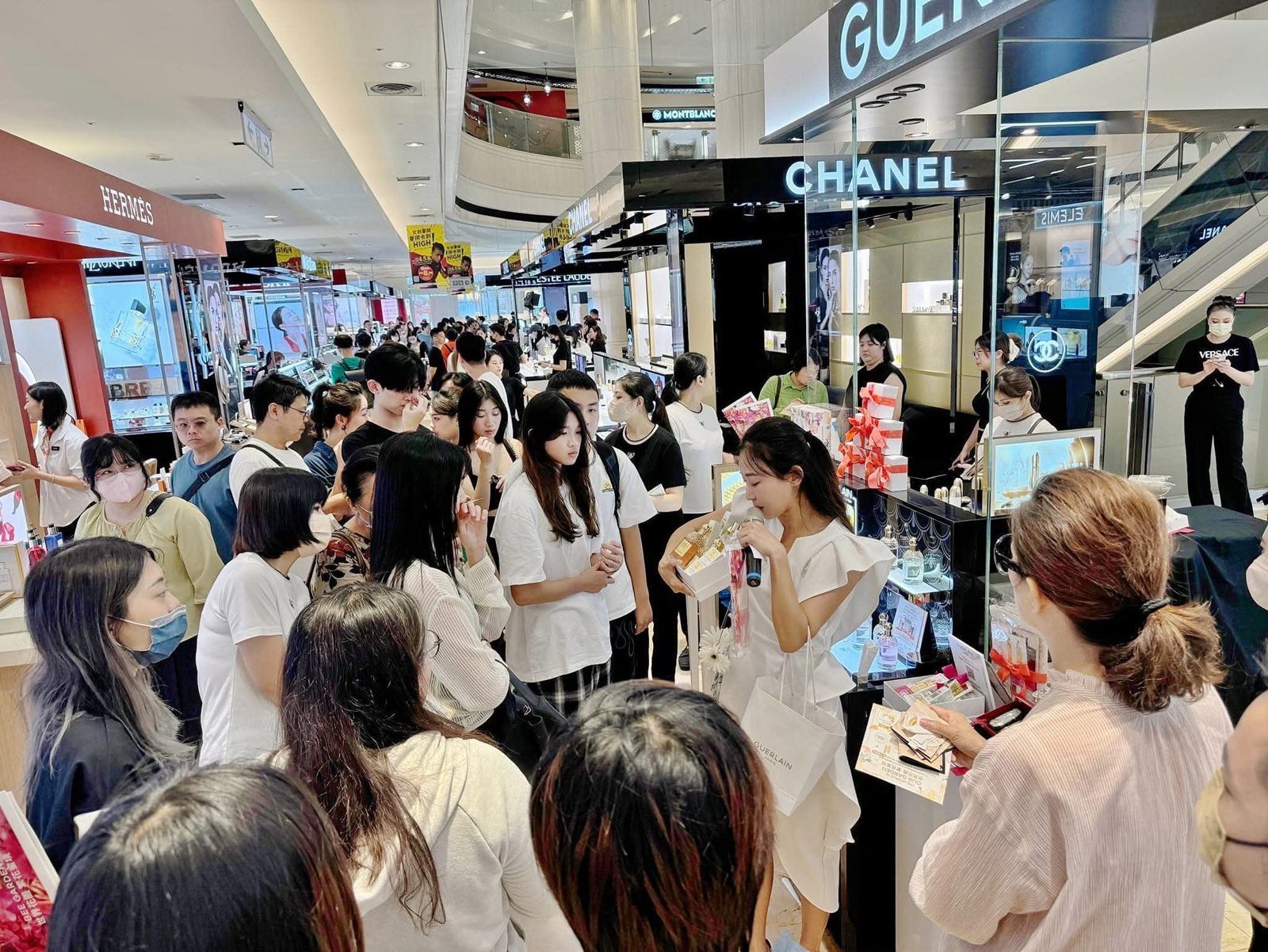 專櫃美妝發表活動｜roadshow主持人黃珮綸 YAYA